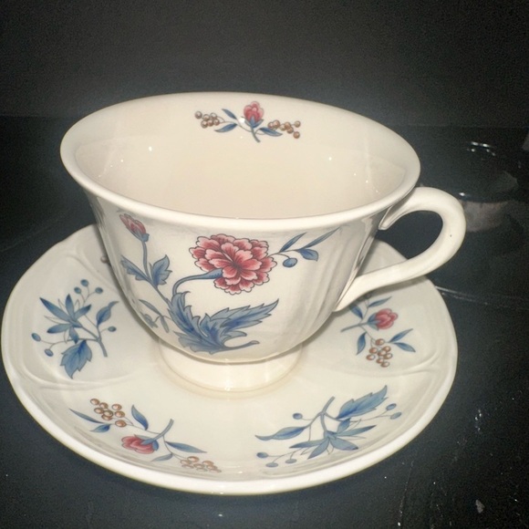 Wedgwood Williamsburg Potpourri Teacup, Saucer England NK510 Made in England - Picture 8 of 9